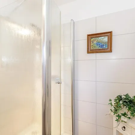 Apartment W3 1 *